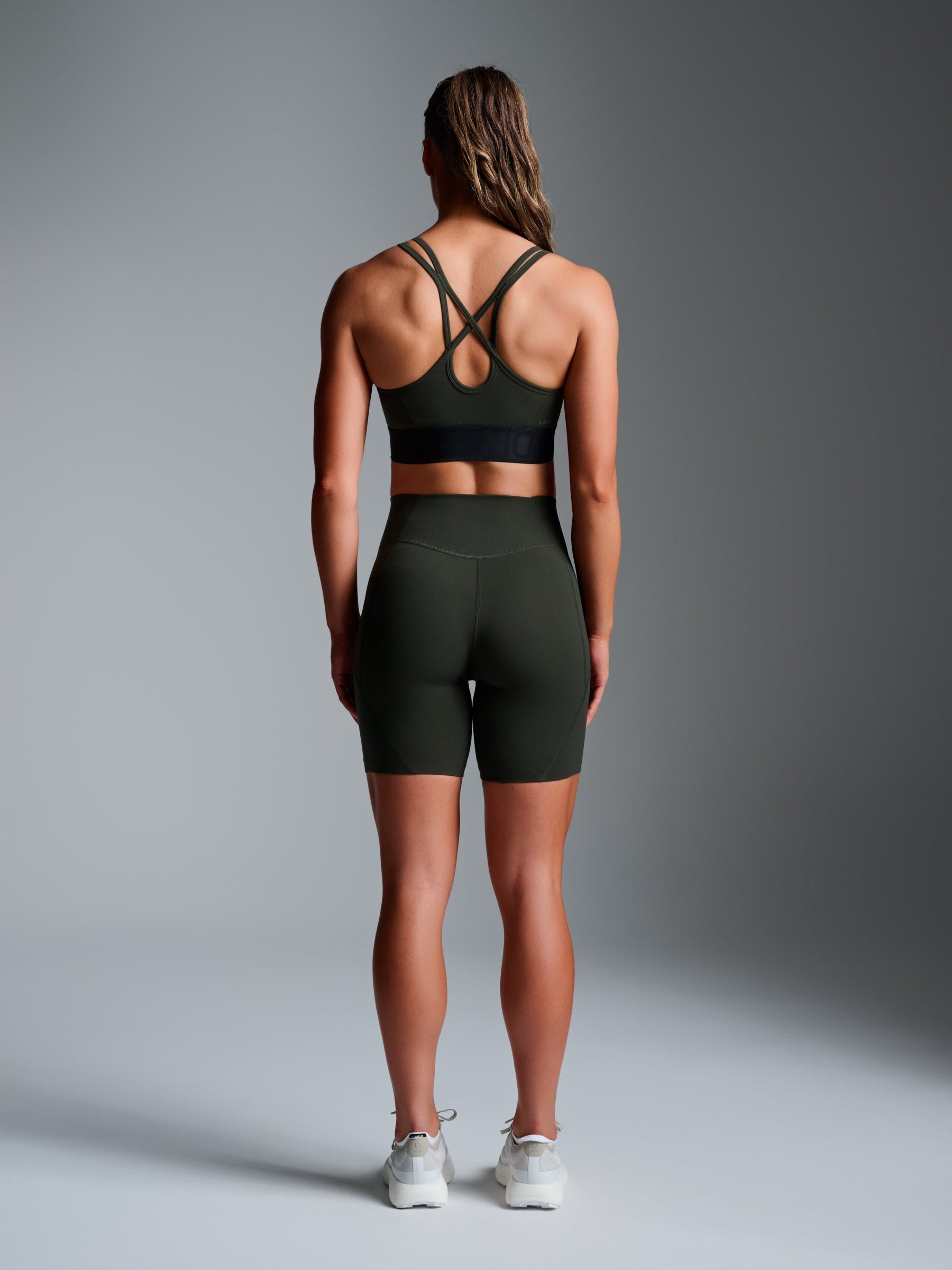 LIMITLESS 7.5 Bike Short Olive