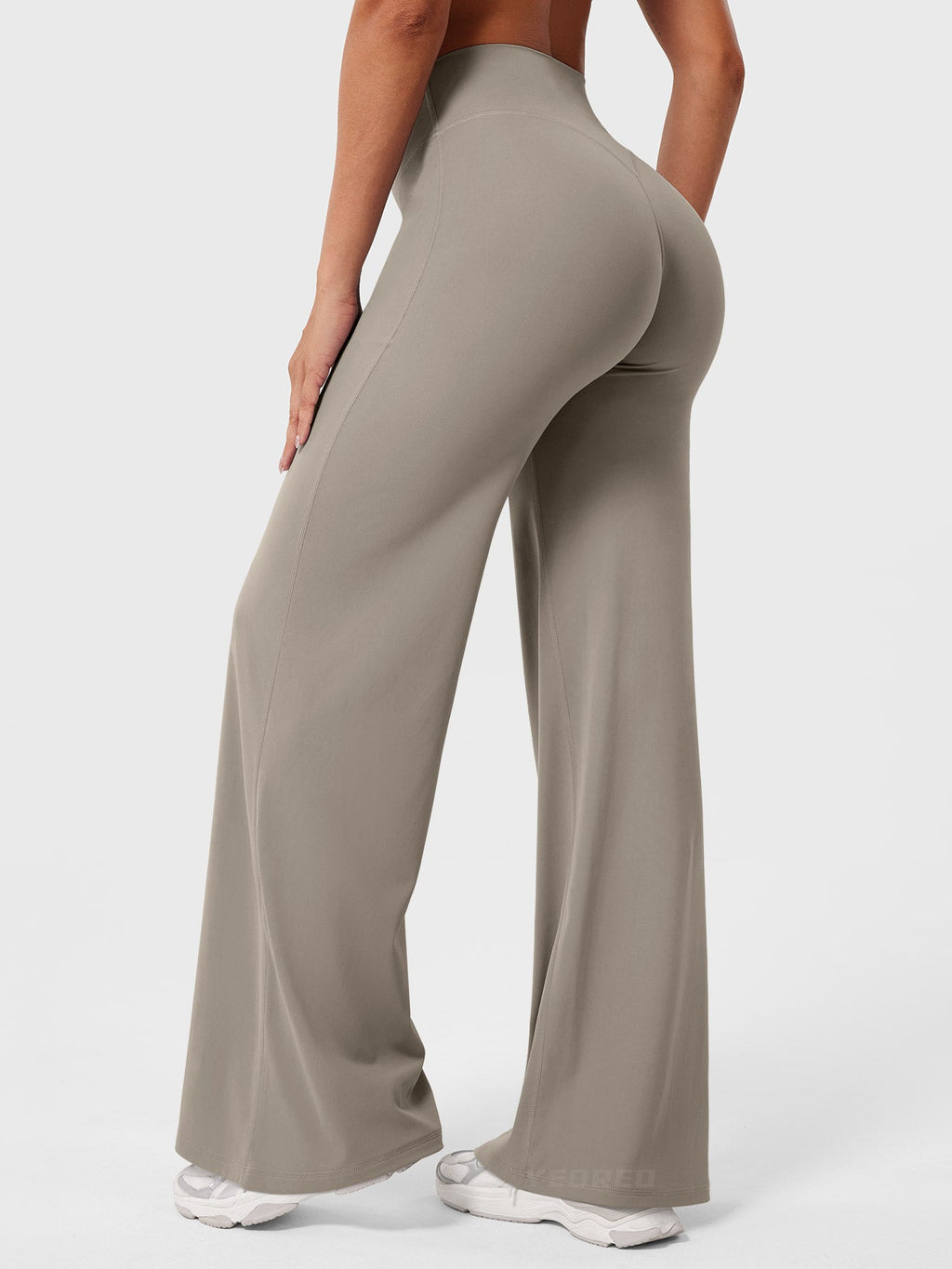 Yeoreo Eddiy 31.5" Straight Leggings